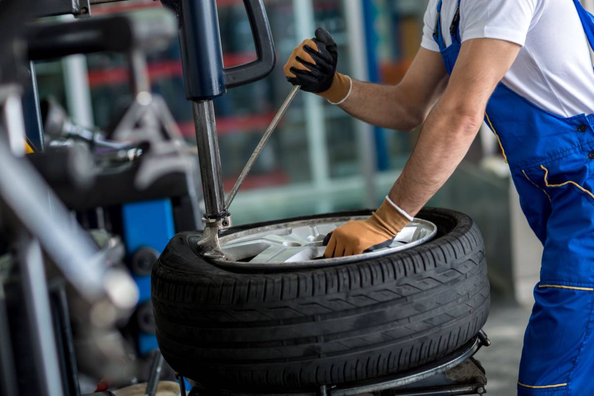 tire-114259_1280