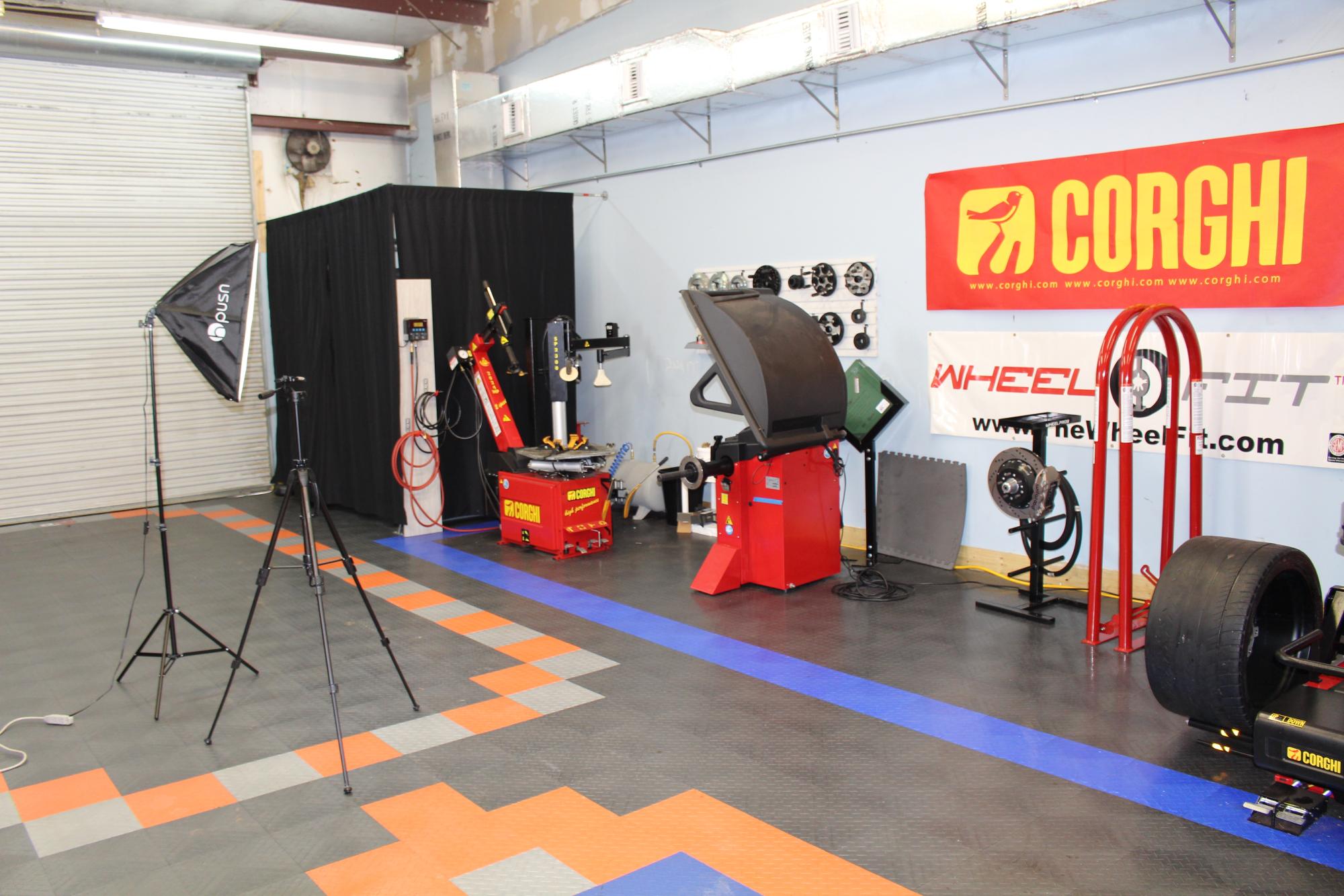 TRACK Center 1 (1)